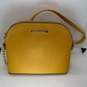 Steve Madden Mustard Yellow Crossbody purse